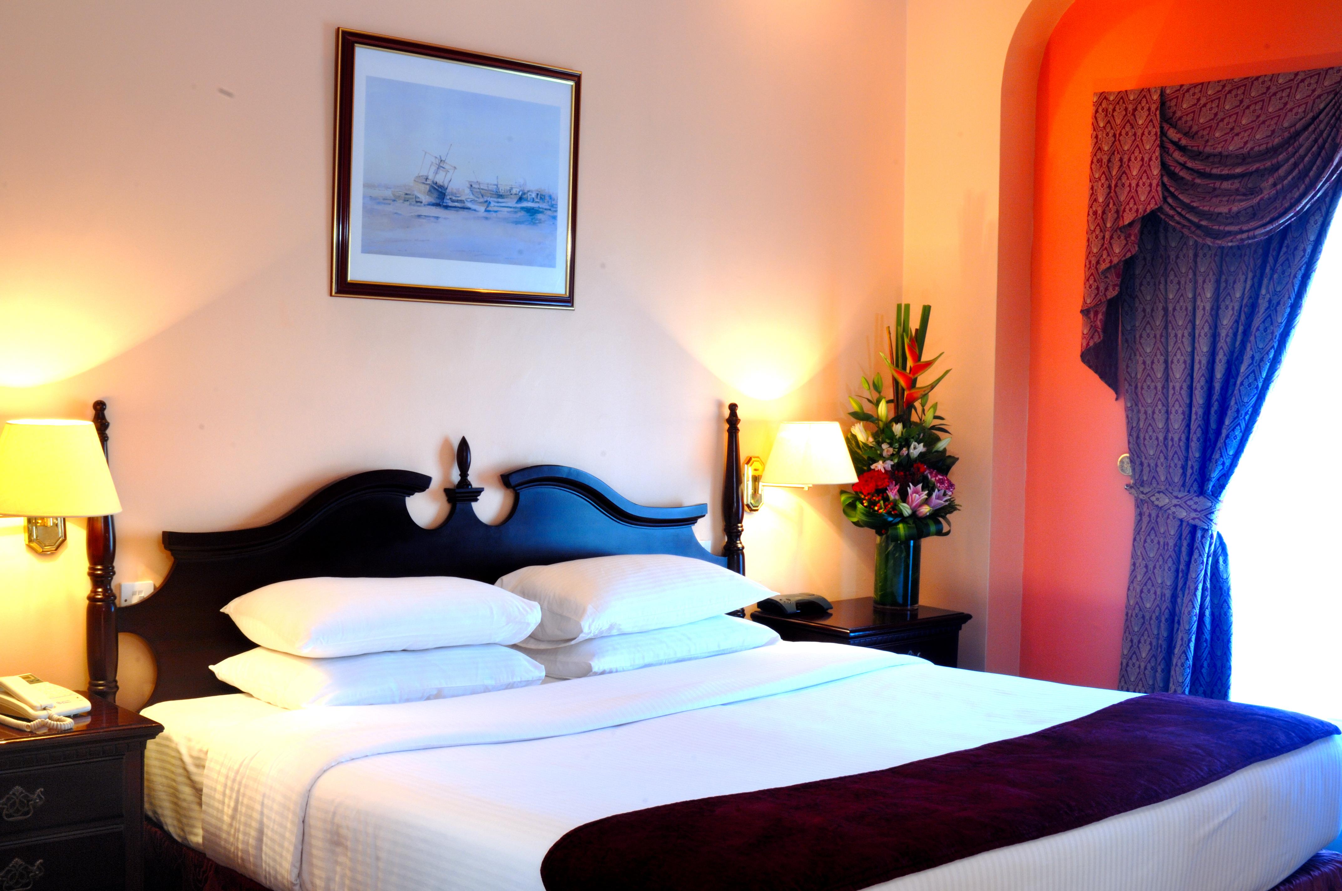 Delmon International Hotel Манама Екстер'єр фото