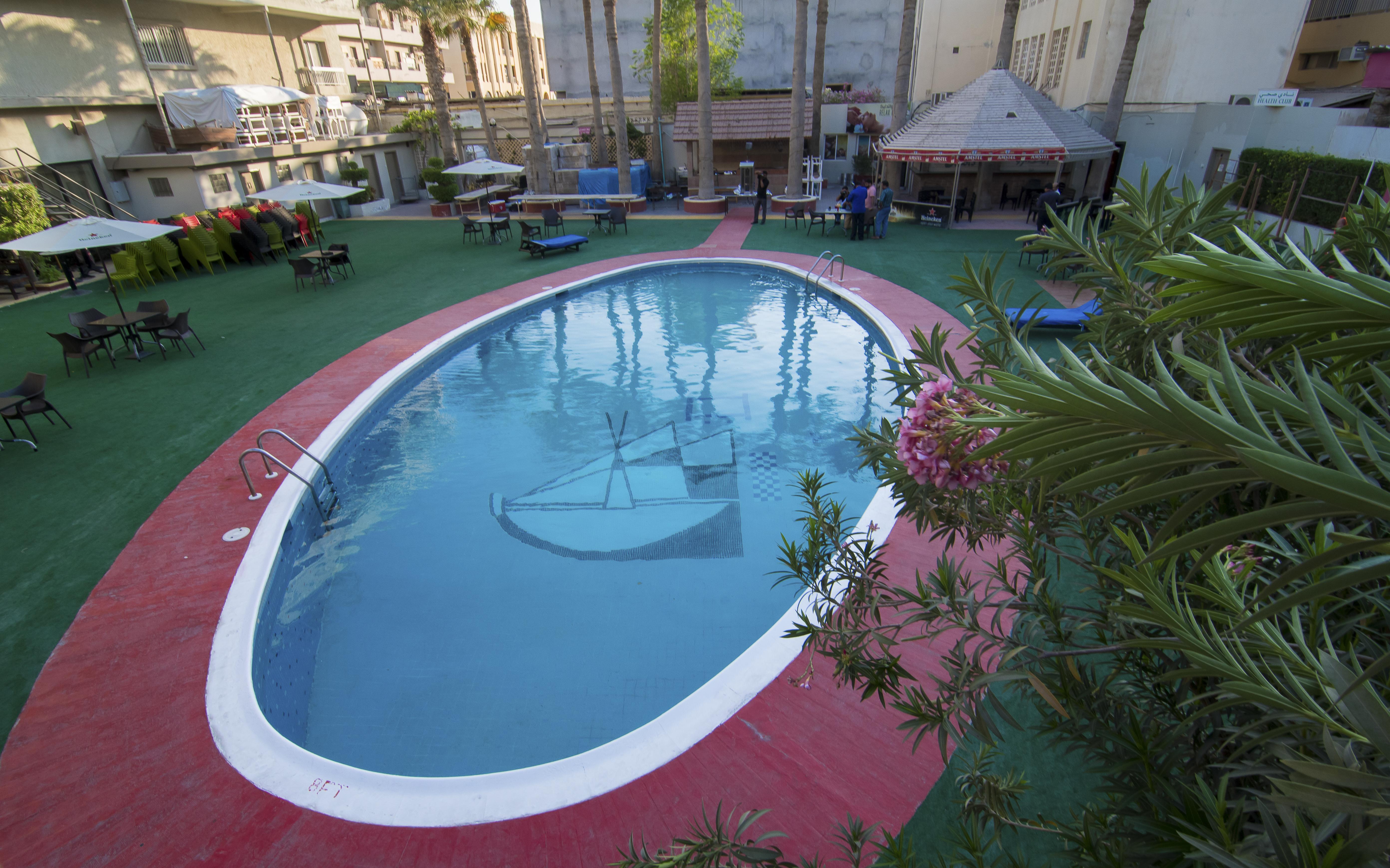 Delmon International Hotel Манама Екстер'єр фото