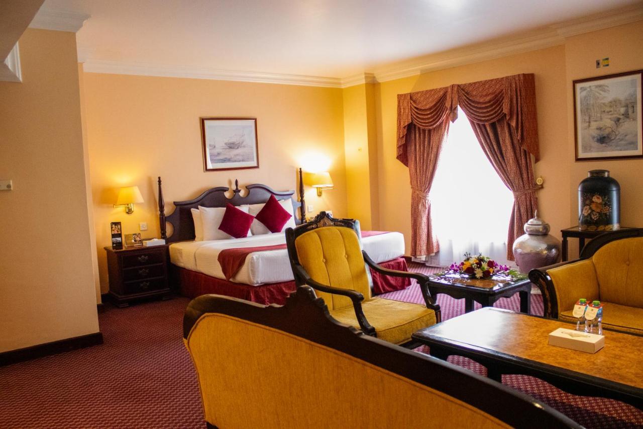 Delmon International Hotel Манама Екстер'єр фото