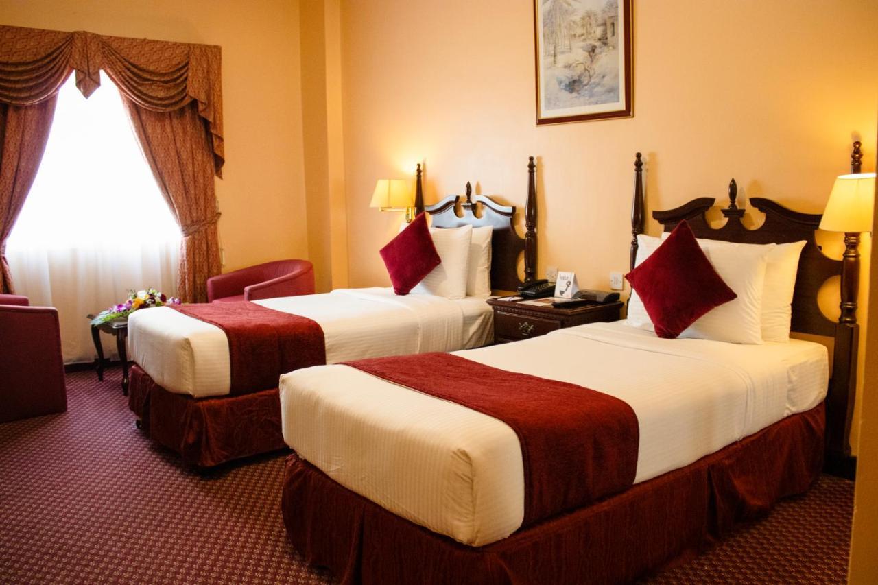 Delmon International Hotel Манама Екстер'єр фото