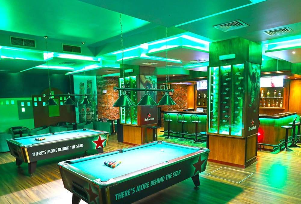 Delmon International Hotel Манама Екстер'єр фото