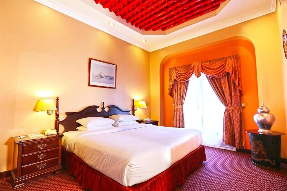 Delmon International Hotel Манама Екстер'єр фото