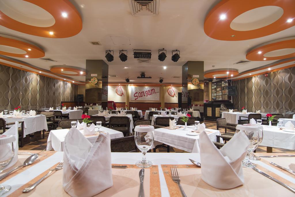 Delmon International Hotel Манама Екстер'єр фото