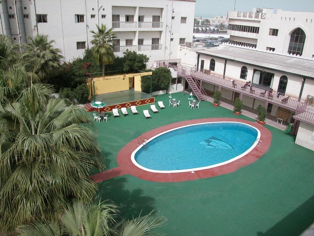 Delmon International Hotel Манама Екстер'єр фото