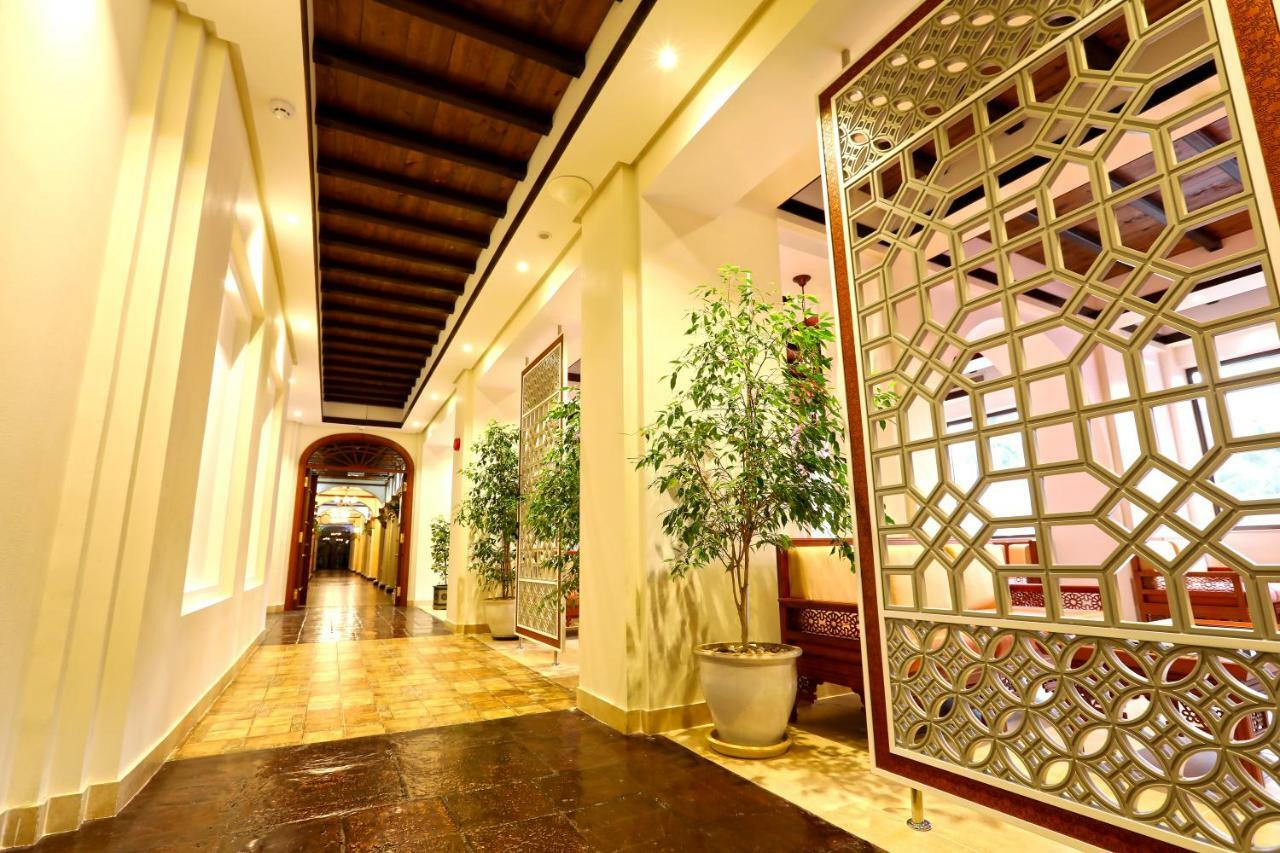 Delmon International Hotel Манама Екстер'єр фото